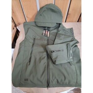 Outdoor Waterproof SoftShell Jacket Hunting windbreaker Coat hiking rain Size L